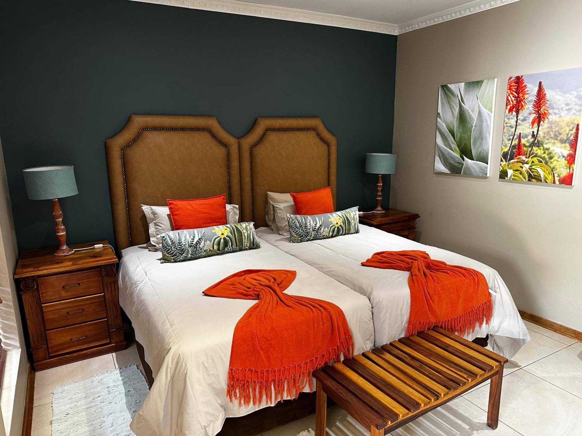 Meyers Guesthouse Jwaneng المظهر الخارجي الصورة
