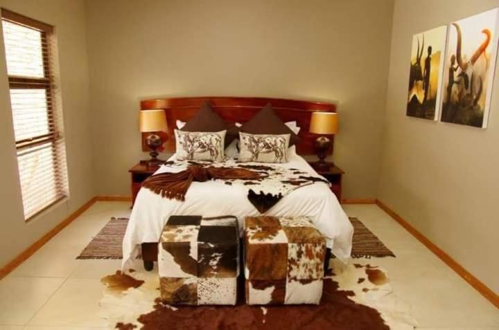 Meyers Guesthouse Jwaneng المظهر الخارجي الصورة